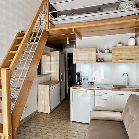Holiday Home Slavia New S8 Miedzyzdroje Z Antresola I Balkonem Przy Plazy Exterior photo