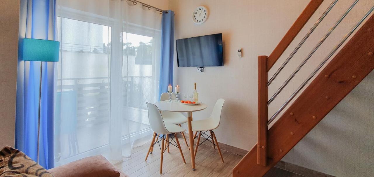Holiday Home Slavia New S8 Miedzyzdroje Z Antresola I Balkonem Przy Plazy Exterior photo